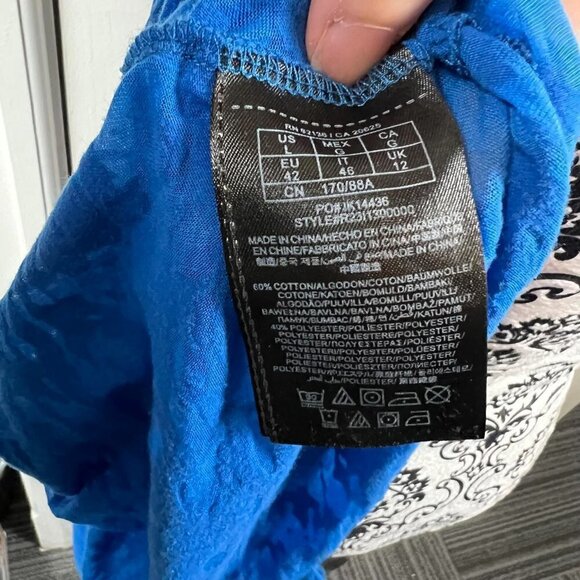 Guess blue tank top with metallic silver and rhinestone embellishments - Picture 9 of 9